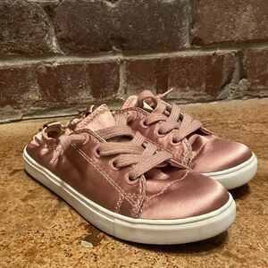 STEVE Madden Jane Pink Satin Casual Sneakers‎